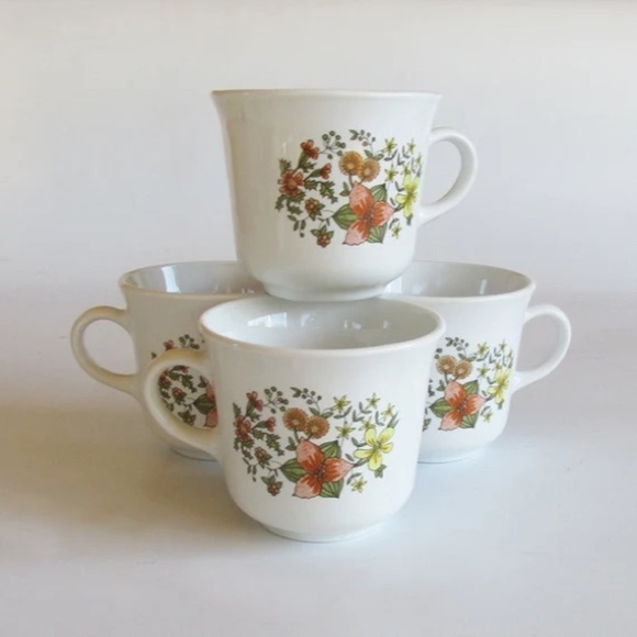 Corelle Other - Corelle Set of Four Indian Summer Mugs Vintage✨ 1970s ✨
